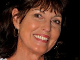 JANANETTE NO FAN 08-19-2012_pp